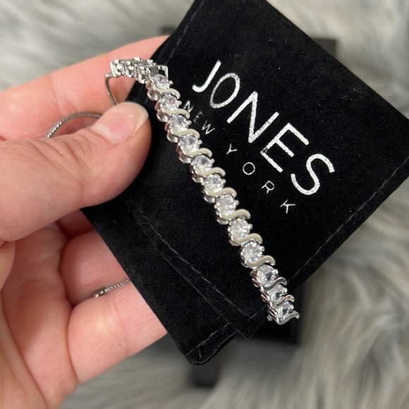 Jones New York Jewelry Nwt Jones New York Waverly Cubic Zirconia